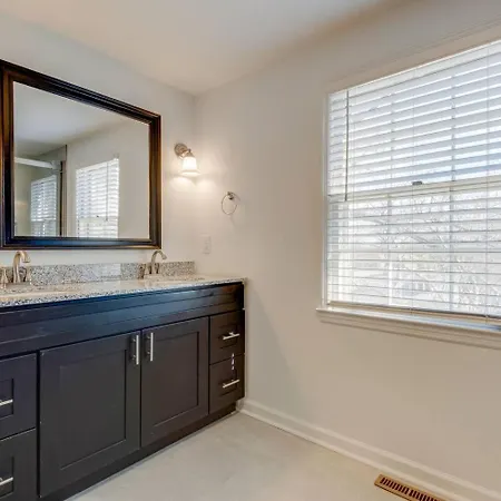 Luxury Townhouse On Music Row - Downtown *