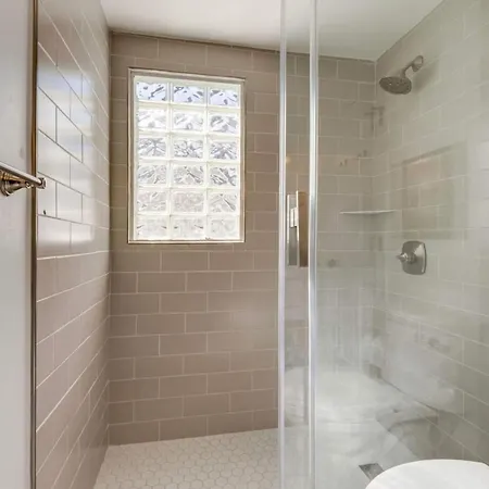 A Luxury Townhouse - Music Rowdowntown Nashville