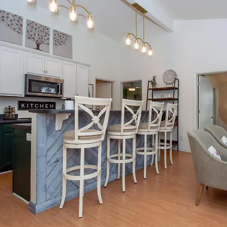 Pet Friendly - Near Dt Nash & Music Row Holiday home Nashville