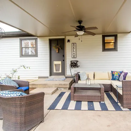Cozy Getaway - Close To Dt Nash & Germantown Holiday home Nashville