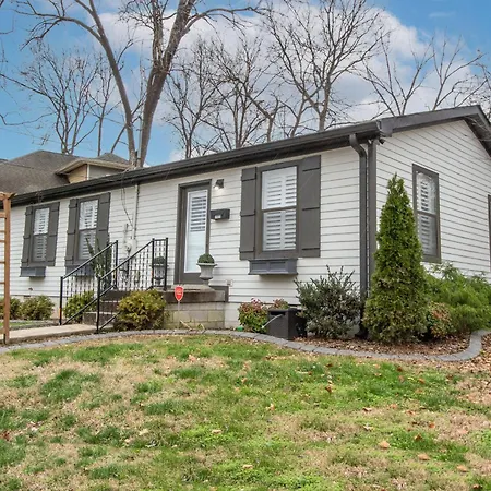 Cozy Getaway - Close To Dt Nash & Germantown Holiday home Nashville