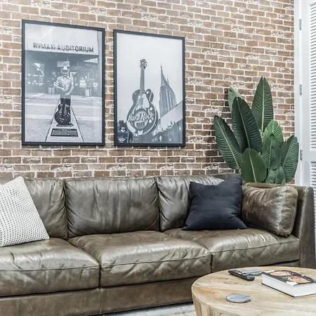Holiday home Chic And Modern West End Living Nashville