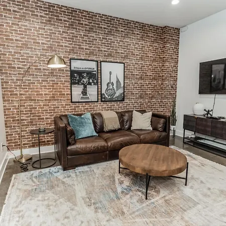 Holiday home 1 Bedroom Loft Near Centennial Park Nashville