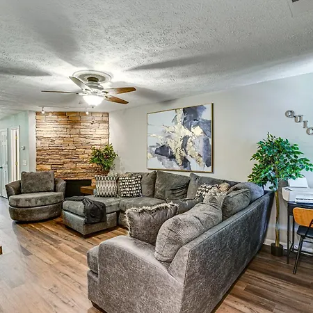Holiday home 13 Mi To Dtwn: Gem Near Golf & Fishing Nashville