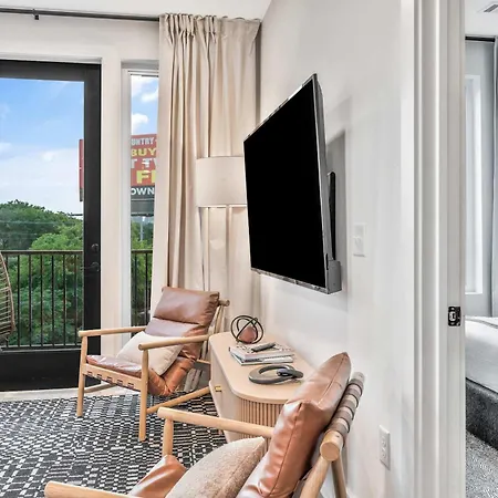 Apartment Penthouse View Flat Modern Design With Balcony Nashville
