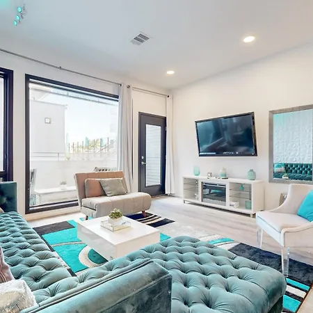 Illume 108 Holiday home