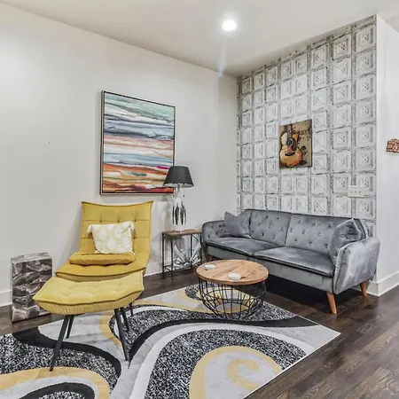 Dream In Desirable West End