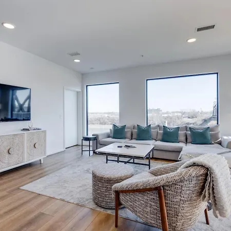 Boutique On Riverfront- Park Free Holiday home