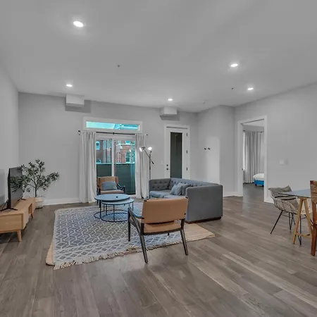 Apartment Oasis On 2nd #202 *