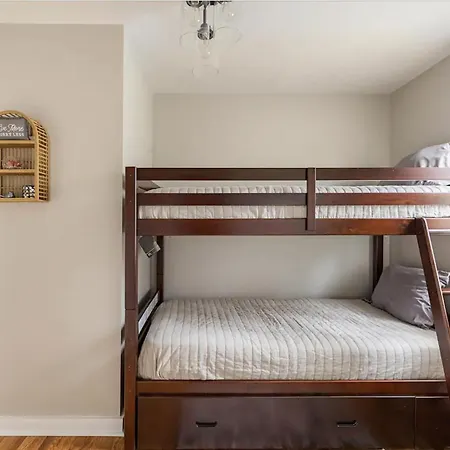 Holiday home Let's Get Cozy In Nashville! Nashville