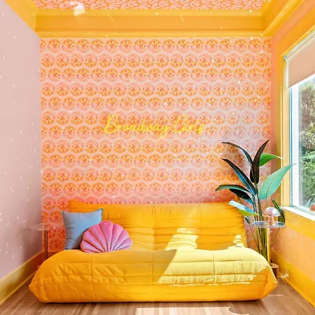 Holiday home The Dolly House On Music Row - 7br - Sleeps 22 *