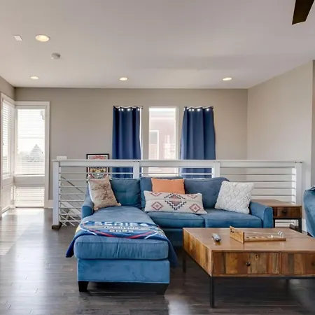 12 South Charmer 3 Bedroom With Rooftop Patio Nashville