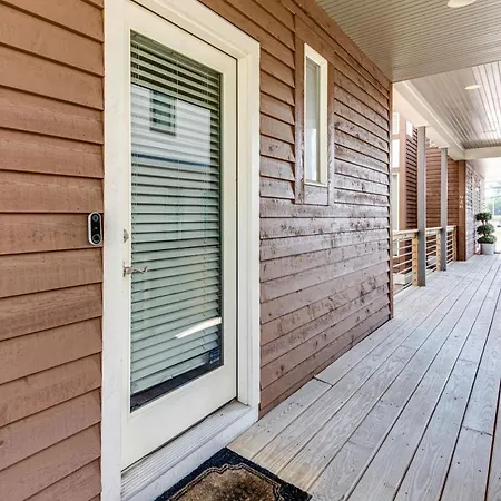 Holiday home 12 South Charmer 3 Bedroom With Rooftop Patio