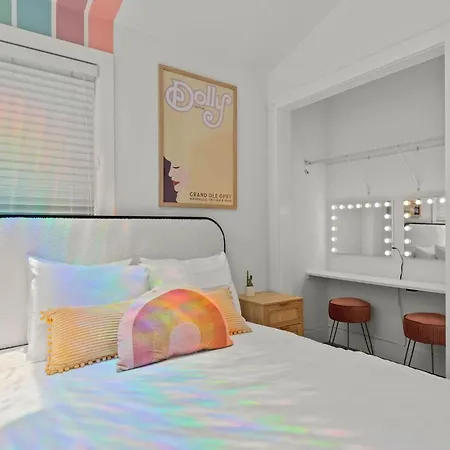 The Dolly Loft On Music Row - Walkable Location Holiday home Nashville