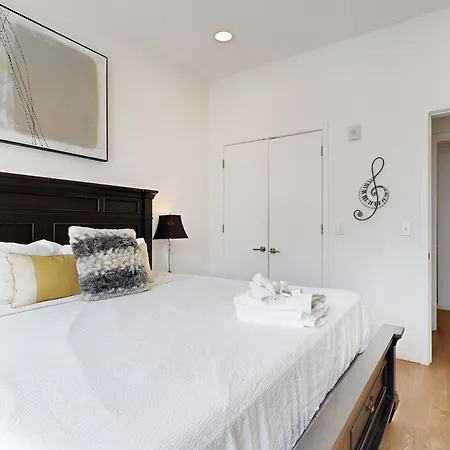 Holiday home Illume 319
