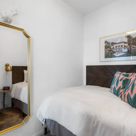Luxury Riverview Walk To Broadway With Garage And Patio Nashville