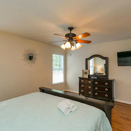 Villa Huge For Groups Near Downtown