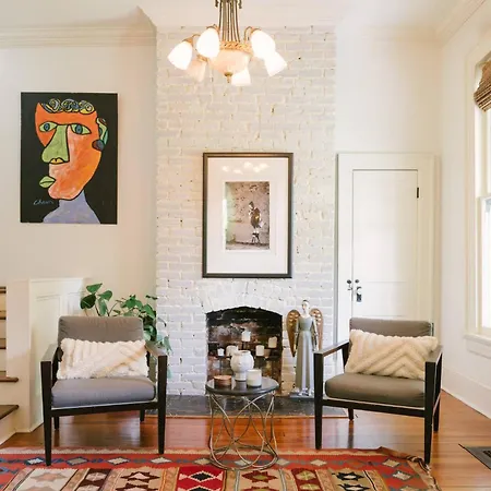 Historic Gem: 4 Bedroom With Pool, Walk To Hotspots * Nashville