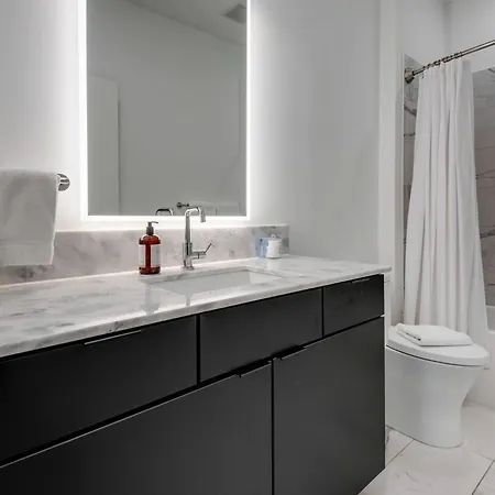 Boutique On Riverfront- Park Free Holiday home *