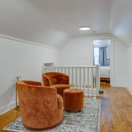 Holiday home Nashville's Primrose In Hip Belmont Area *