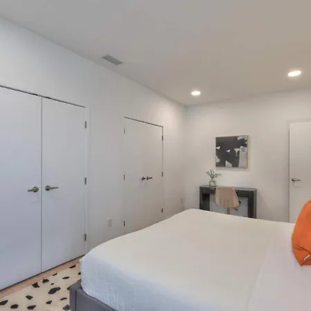 Boutique On Nashville's Riverfront- Eve #402 Holiday home