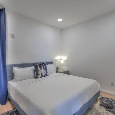 Boutique On Nashville's Riverfront- Eve #402 Holiday home