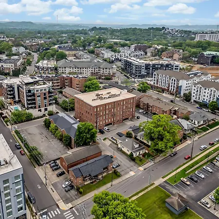 Fabulous Nashvegas Loft Retreat Near Vandy Off West End Mins To Broadway Holiday home *
