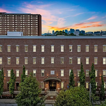Fabulous Nashvegas Loft Retreat Near Vandy Off West End Mins To Broadway Holiday home