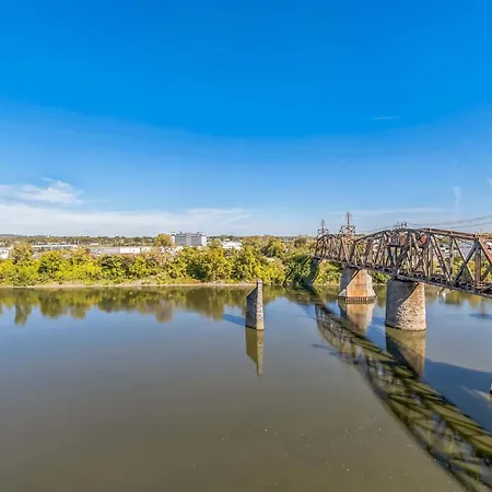 Modern 2 Bdr W River View Balcony Walk To Dt *