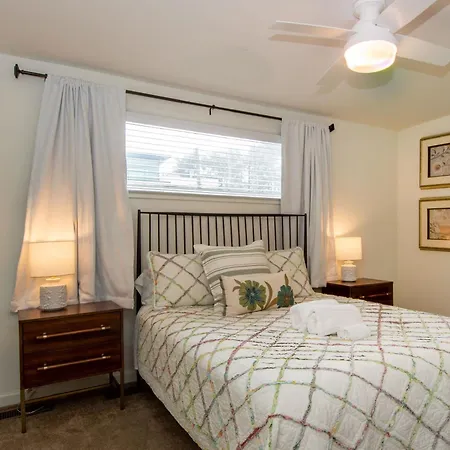 Pet Friendly - Near Dt Nash & Music Row Nashville
