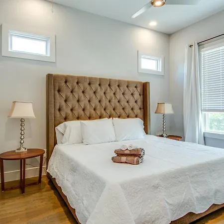 Holiday home Dual - 1 Mile From Dt Nash & Farmers Market *