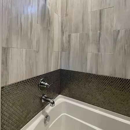 Holiday home Dual - 1 Mile From Dt Nash & Farmers Market *