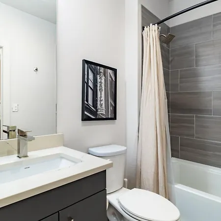 The Odyssey By Avantstay Apartment