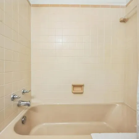 Cozy For 2 Highly Walkable - Close To Dt