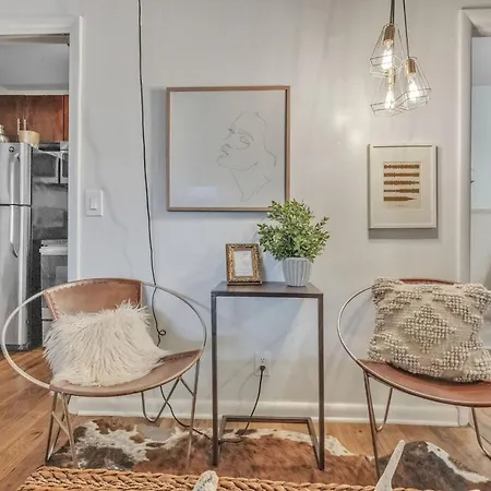 Cozy For 2 Highly Walkable - Close To Dt Apartment *