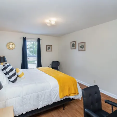 Delightful Duplex - Steps Away From Tsu Holiday home Nashville