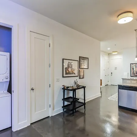 1 Bdr Loft Near The Parthenon Nashville