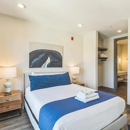 Apartment Gorgeous For 8 With Rooftop & Gym Near Dt