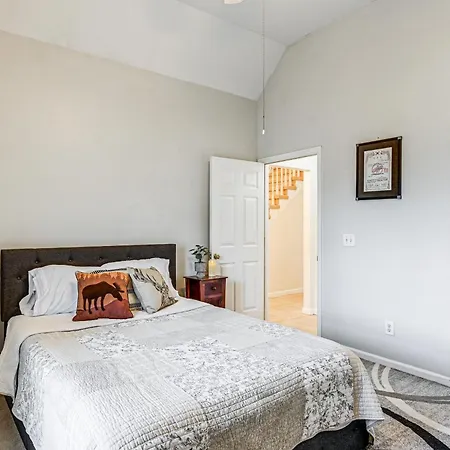 Holiday home 3 Mi To Old Hickory Lake: Family-friendly Getaway! Nashville