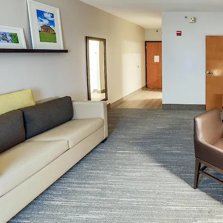 Hotel Country & By Radisson Airport Tn Nashville