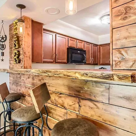 Winedown In Music Free Park Pool View Apartment *