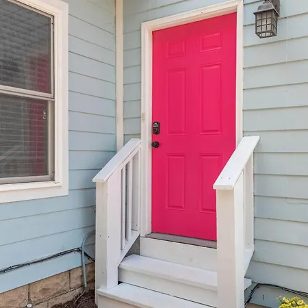 Holiday home The Dolly House On Music Row - 4br - Sleeps 12 Nashville