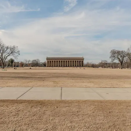 Parthenon Getaway - 2bdrm Nashville
