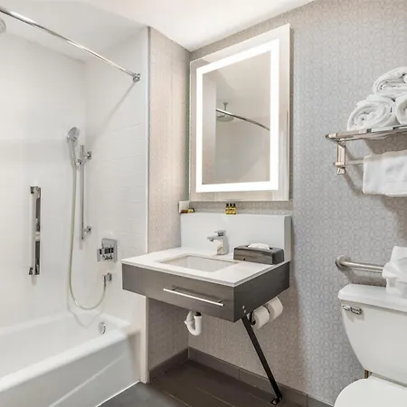 Western Downtown Music Row 3*