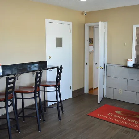 Econo North 3*