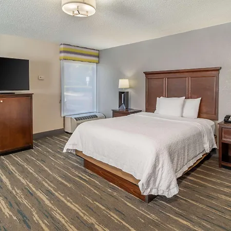 Hampton / Vanderbilt Hotel 3*