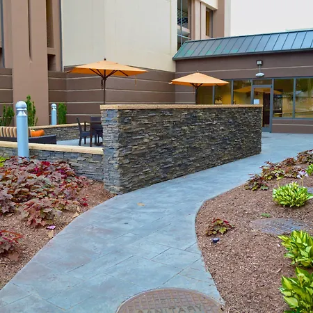 Courtyard By Marriott Vanderbilt West End 3*