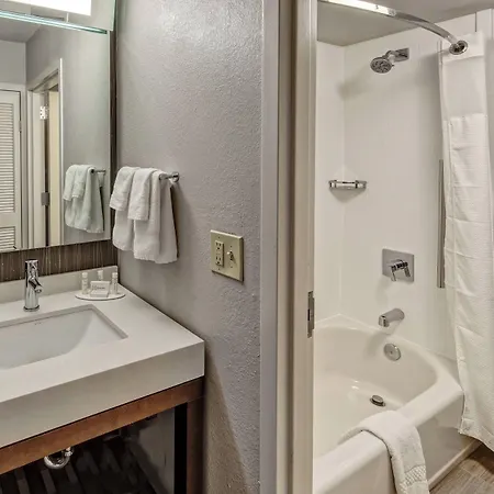 Courtyard By Marriott Vanderbilt West End 3* Nashville