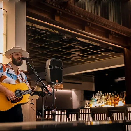 The Union Station Yards, Autograph Collection Hotel 4*