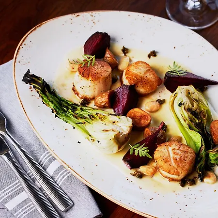 The Union Station Yards, Autograph Collection Hotel 4*